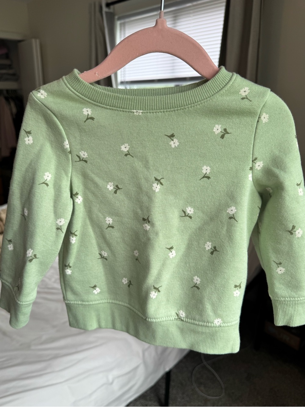 Cat & Jack Green Baby Crewneck